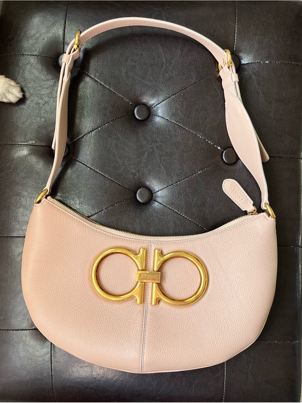Salvatore Ferragamo Leather Shoulder Bag with Gold Gancini- Worn only twice - Picture 3 of 10